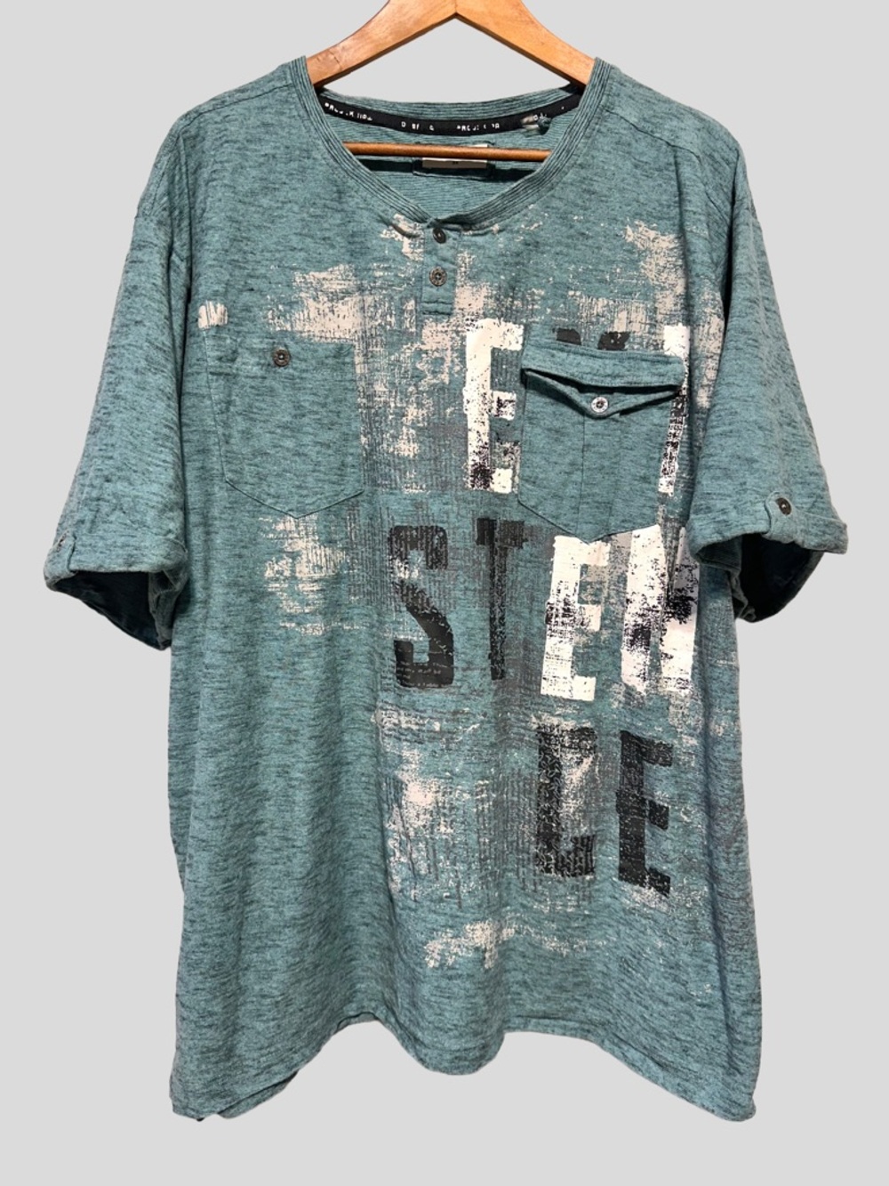 PROJEK RAW Men’s 3X Graphic Henley Slub Knit Pocket Tee Streetwear